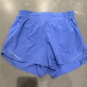 Lulu Hotty hot 4” shorts